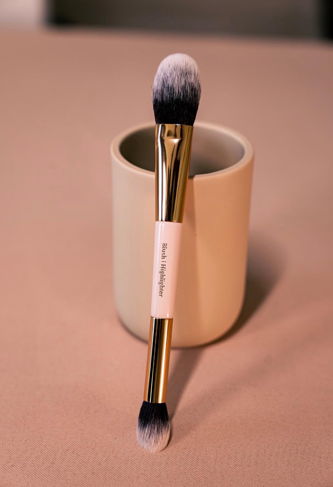 Pinceau Blush & Enlumineur 2-en-1
